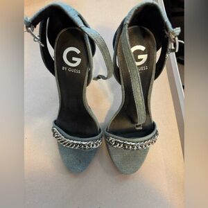New Guess denim heels platform with chain detail.